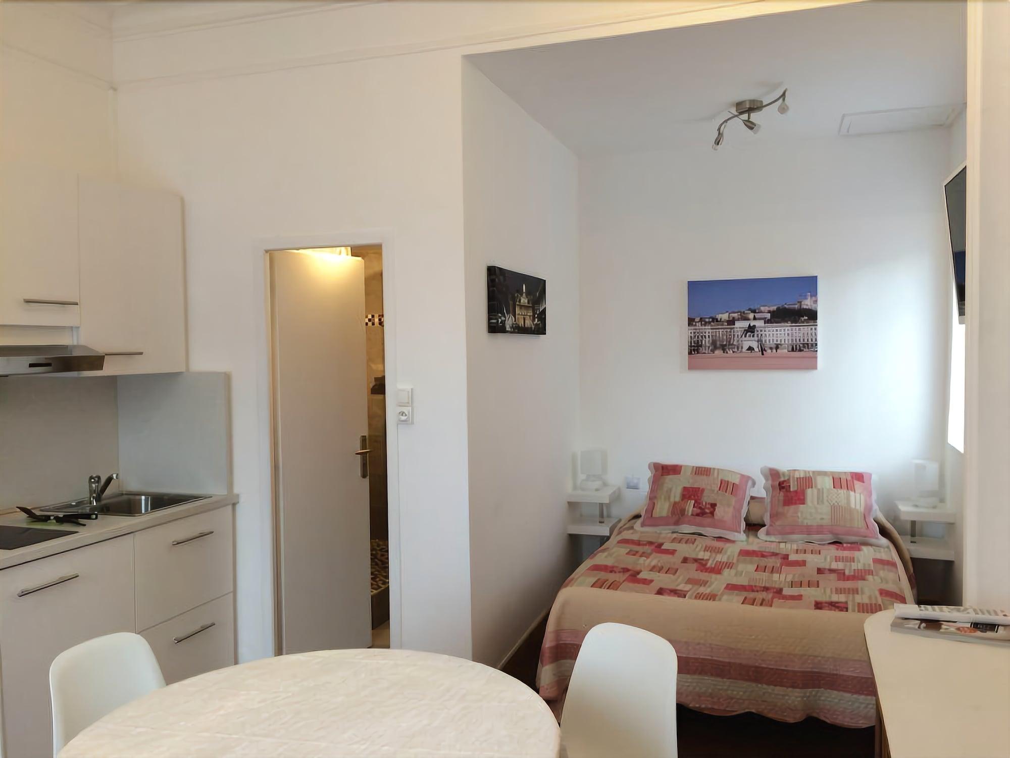 B&B "Clos Feuillat" Lyon Ngoại thất bức ảnh